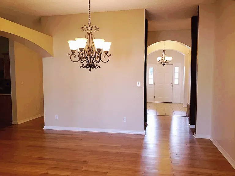 6492 Sarasota St — Photo 7
