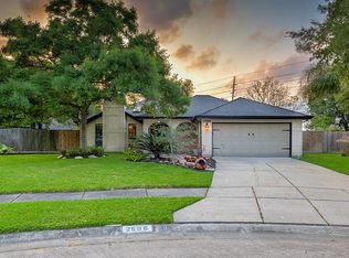 2506 Pecan Grove Ct, Pearland, TX 77584