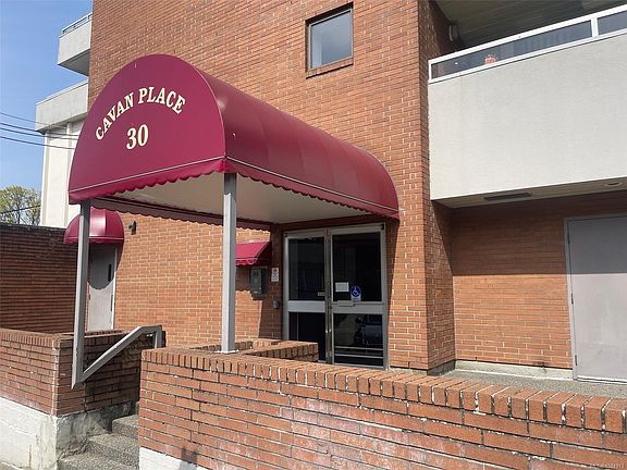 2nd image of 30 Cavan St #209