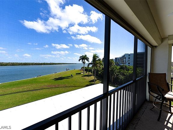 4th image of 4253 Bay Beach Ln #G2