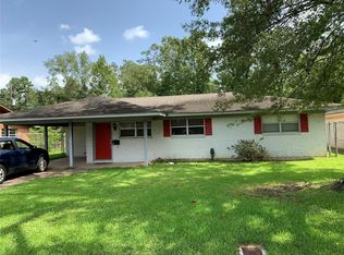 1260 Crestview Dr, Vidor, TX 77662