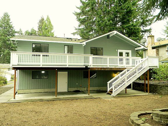 2nd image of 5456 Pineridge Dr NE
