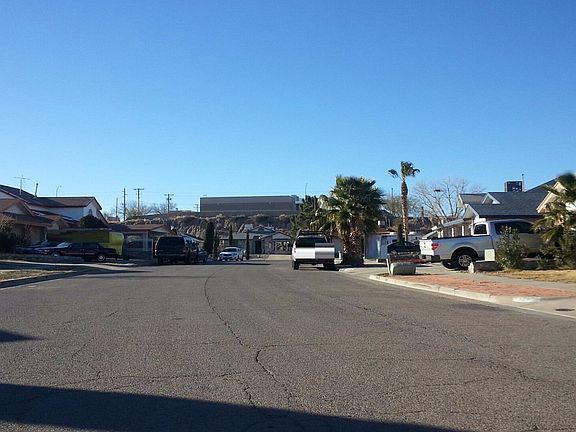 4th image of 11921 Diego Rivera Dr