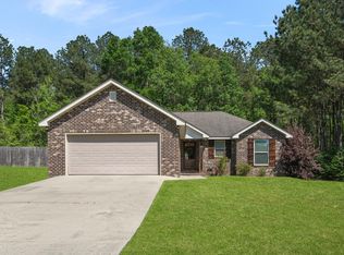59 Hemingway Dr, Sumrall, MS 39482