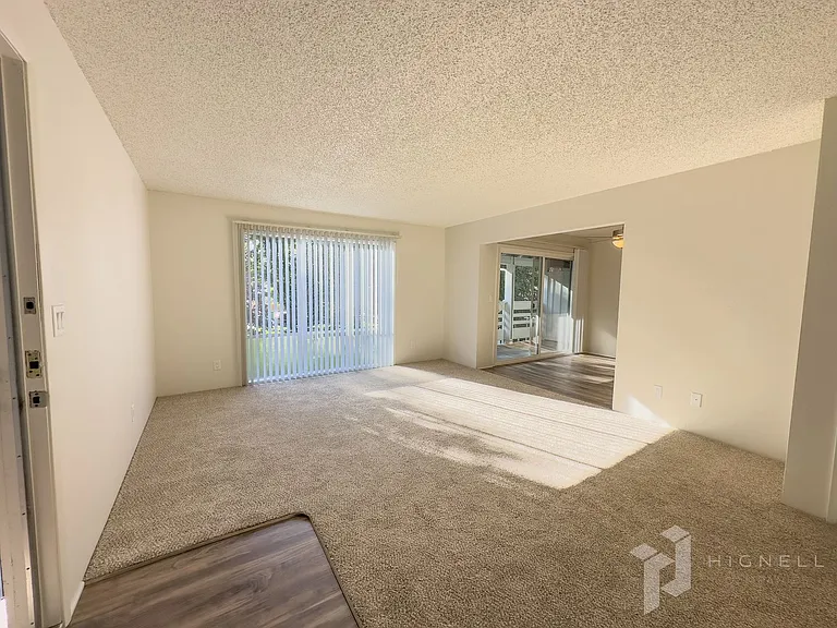 1836 Laburnum Ave — Photo 9