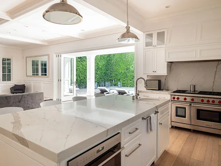 531 N Stanley Ave — Photo 12