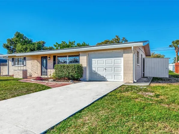 351 Glen Oak Rd, Venice, FL 34293