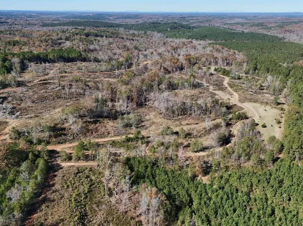 Howell Rd, Jonesville, SC 29353