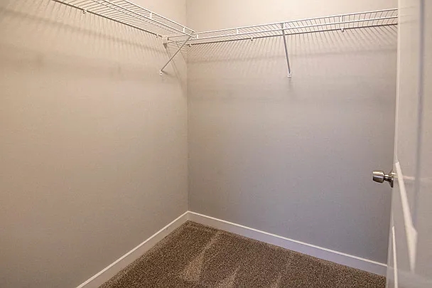 Blue Ridge Apartments — Photo 9