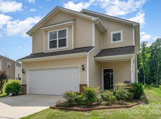 9132 Magnolia Lily Ave, Charlotte, NC 28227