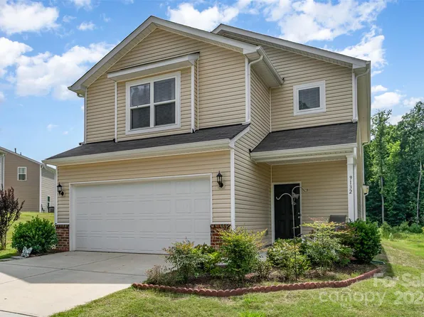 9132 Magnolia Lily Ave, Charlotte, NC 28227