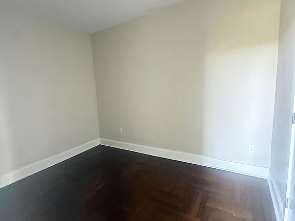 3rd image of 691 Elizabeth Ave #61F