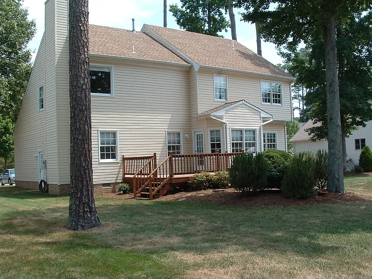 112 Runaway Ln — Photo 3