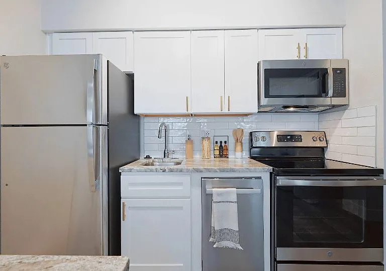 TRELLIS Canyon Creek Apartments — Photo 3
