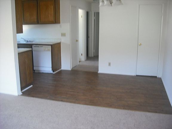 3rd image of 2581 Spinnaker Ave