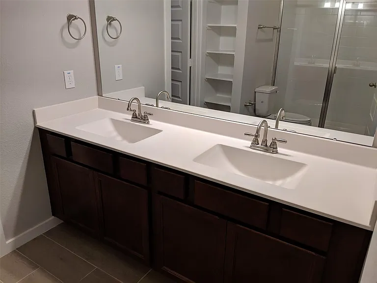 202 Oakcrest #A — Photo 7
