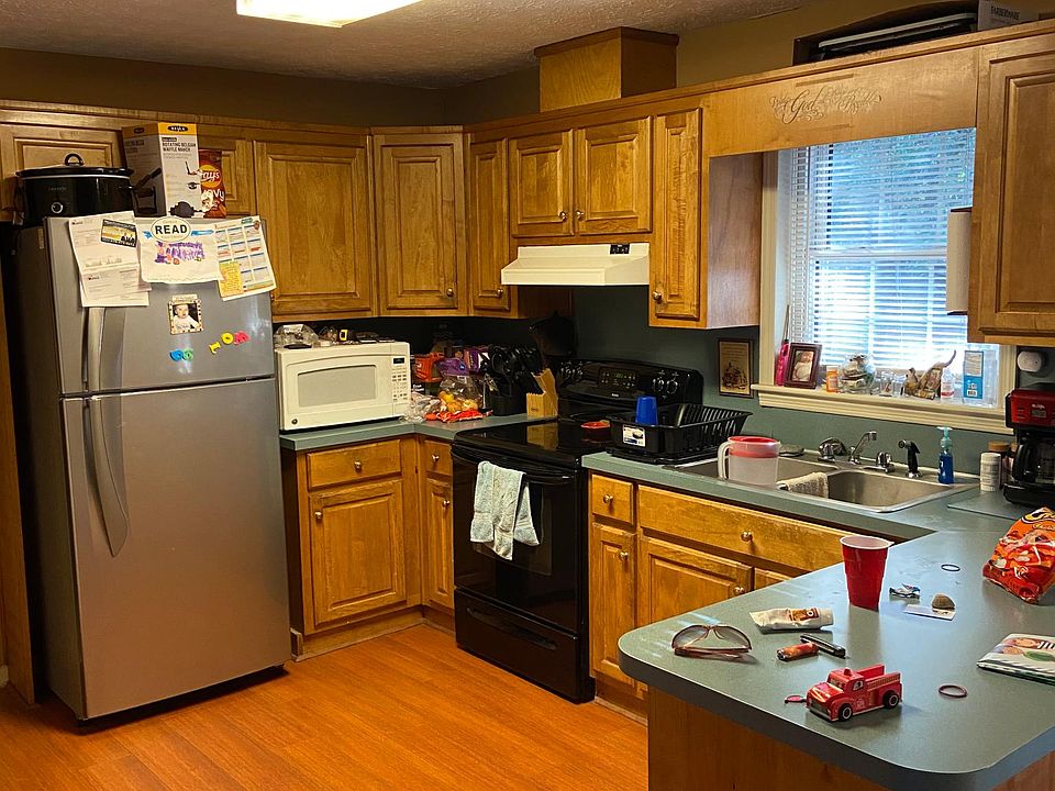 1st image of 1906 Alton Green Dr NE