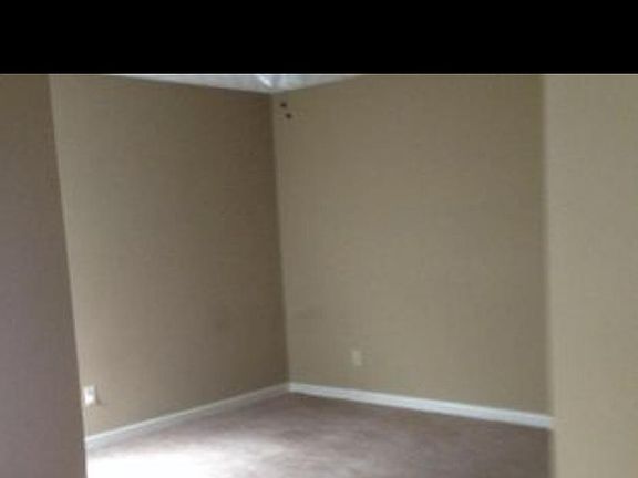 2nd image of 5927 Carmel Dr #5927