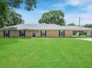 918 Heart D Farm Rd, Youngsville, LA 70592