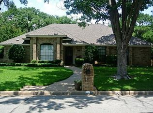 1102 Pebble Beach Dr, Mansfield, TX 76063