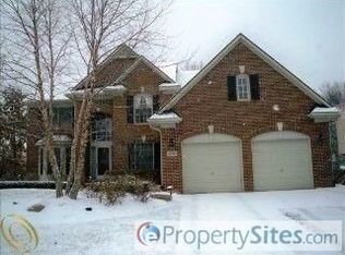 1239 Andover Ct, Wixom, MI 48393