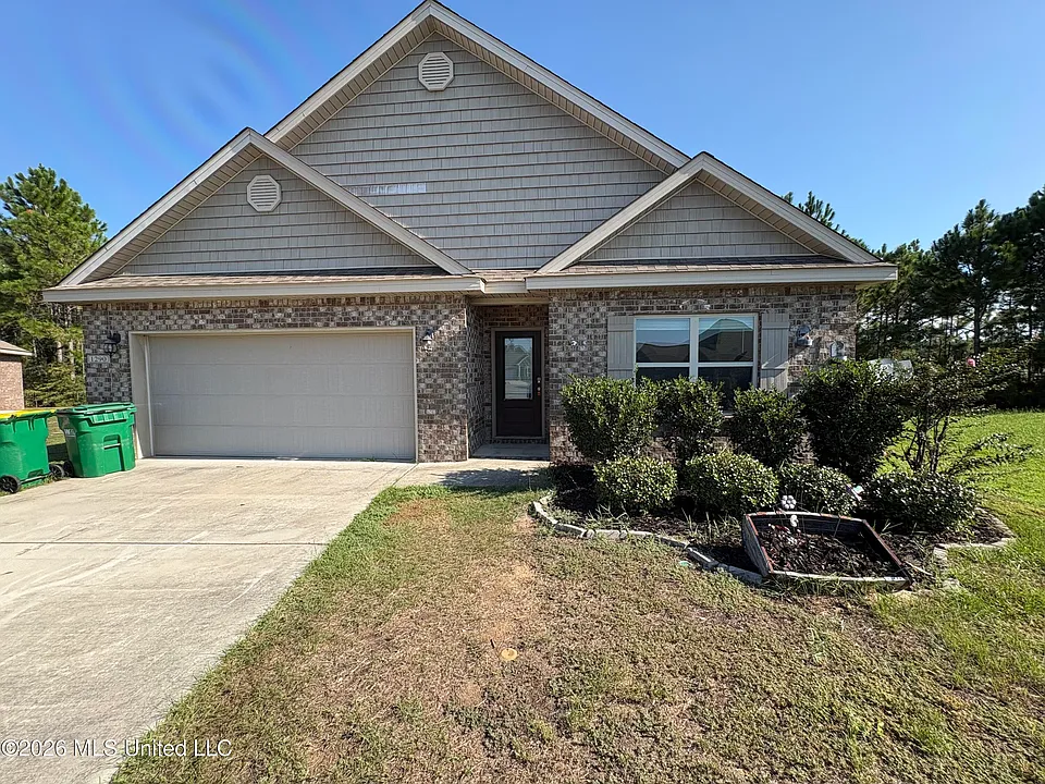 1290 Sage Ct