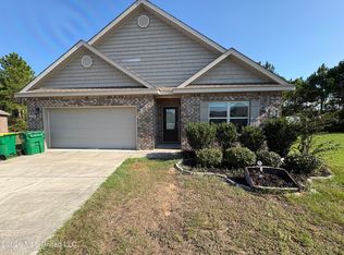 1290 Sage Ct, Ocean Springs, MS 39564