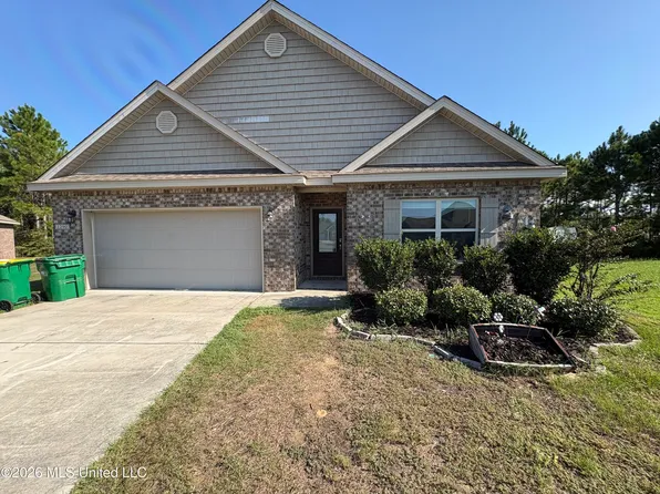 1290 Sage Ct, Ocean Springs, MS 39564