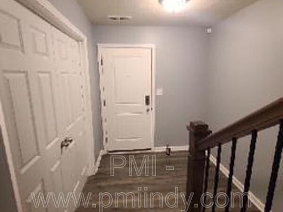 3rd image of 2948 W New York St