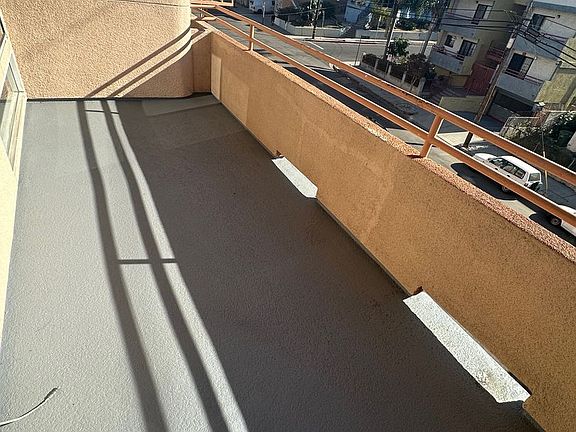 2nd image of 813 Alpine St #305
