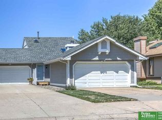 5322 S 155th St, Omaha, NE 68137