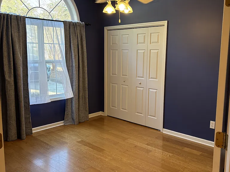 480 Spring Lake Dr — Photo 11