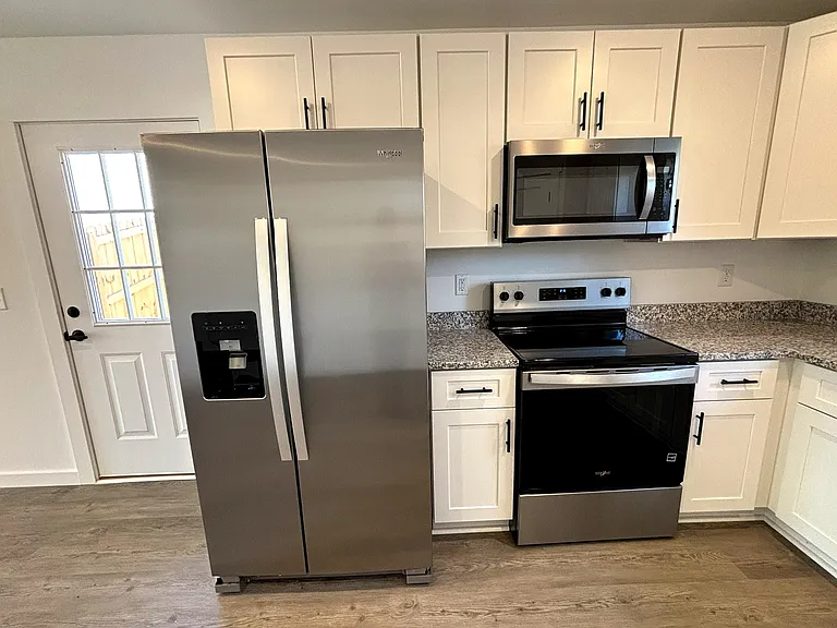 12 Catawba Ave — Photo 5