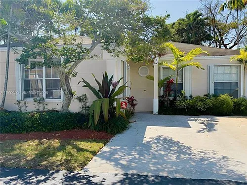 9834 SW 222nd Ter Photo 1 9834 SW 222nd Ter Photo 1