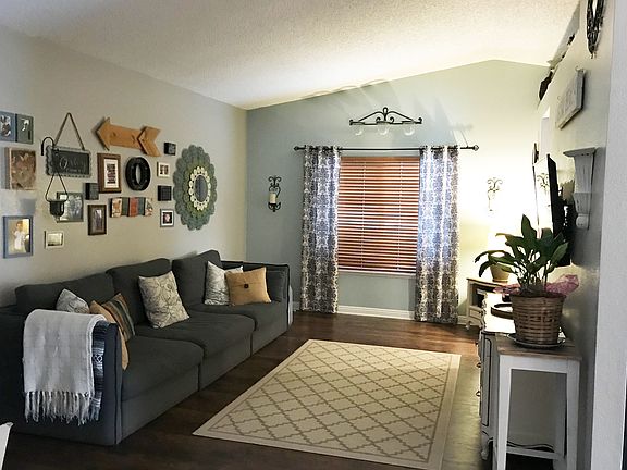 3rd image of 6431 N Brenda Ln