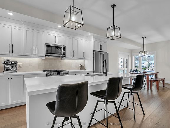 3rd image of 86 Clapperton St