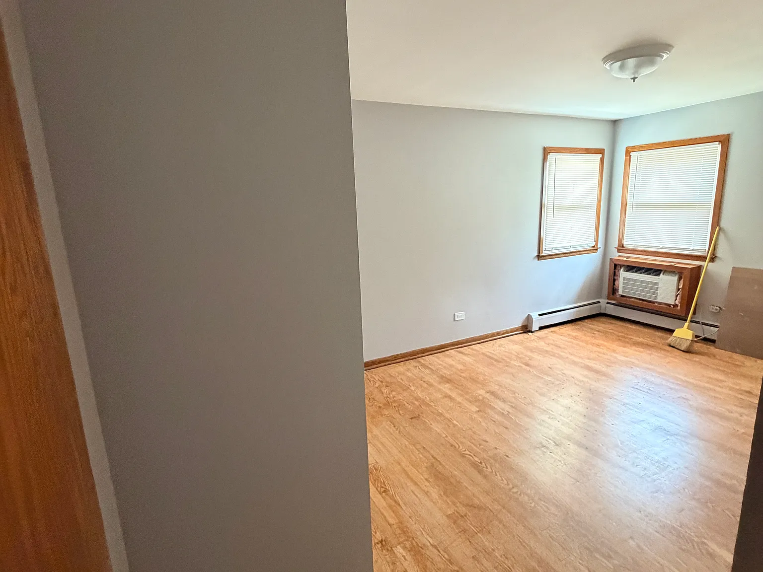 3 bed, 1200 sqft, $2,000 — Photo 1