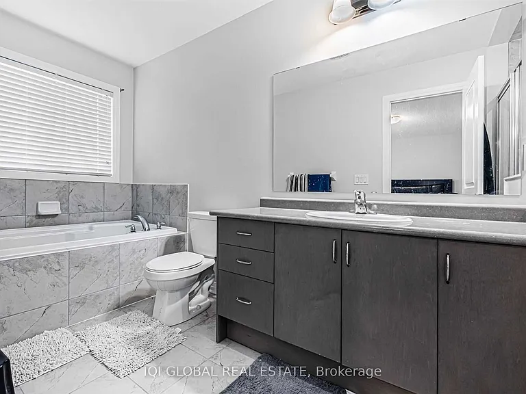 4084 Fracchioni Dr — Photo 16
