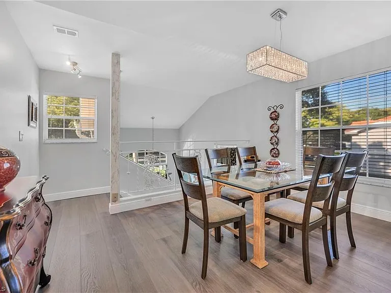 2460 Old Groves Rd #201 — Photo 10