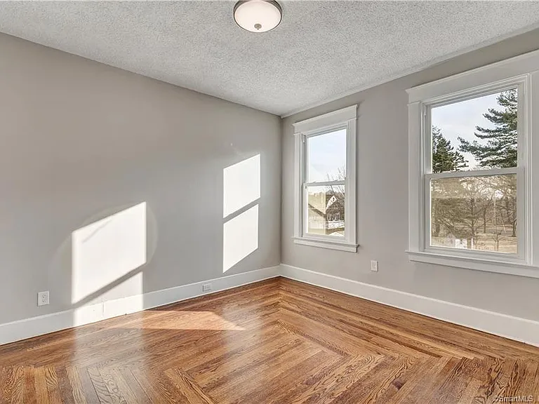 22 Hubinger St #2 — Photo 11
