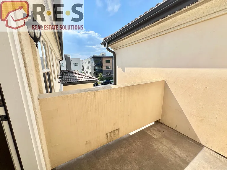 150 S Harrison St #107 — Photo 14