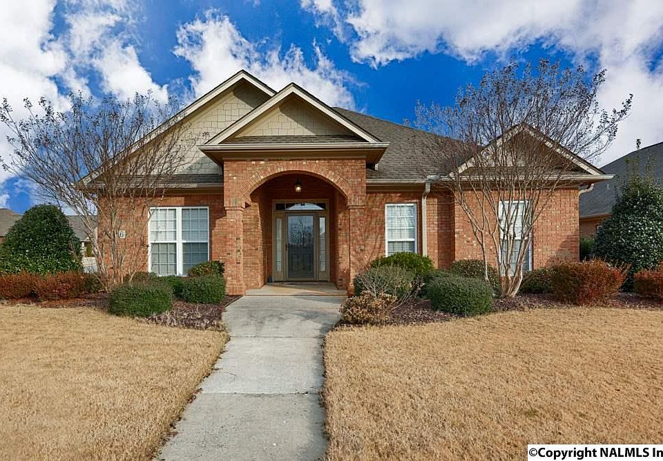 1st image of 486 E Mossyleaf Dr SW
