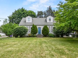 23 Ivan St, Lexington, MA 02420