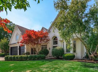 4811 Sebastian Ct, Naperville, IL 60564