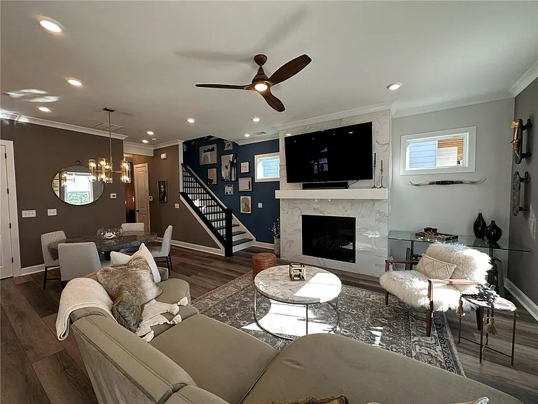 2212 Swansea Way — Photo 10
