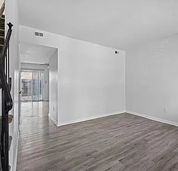 369 Circuit Ln #C — Photo 7