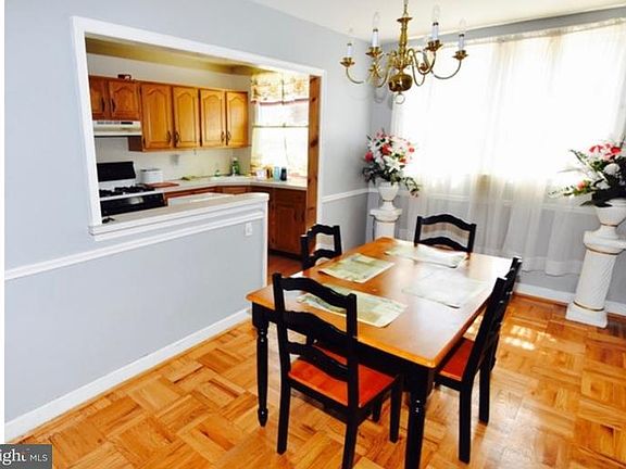 4th image of 6639 Tackawanna St