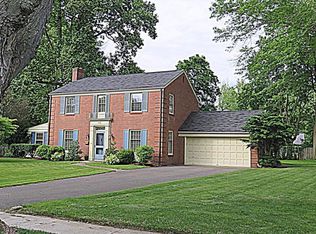 458 Maple Ln, Sewickley, PA 15143