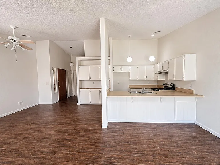 1808 E Four Creeks Ct — Photo 7