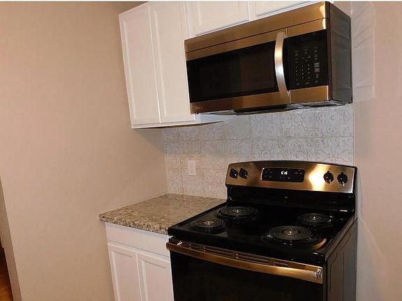 2nd image of 6022 Curzon Ave